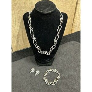 Princess House LUMINESS INFINITY Jewelry Set Silver Tone With White CrystalsJ161